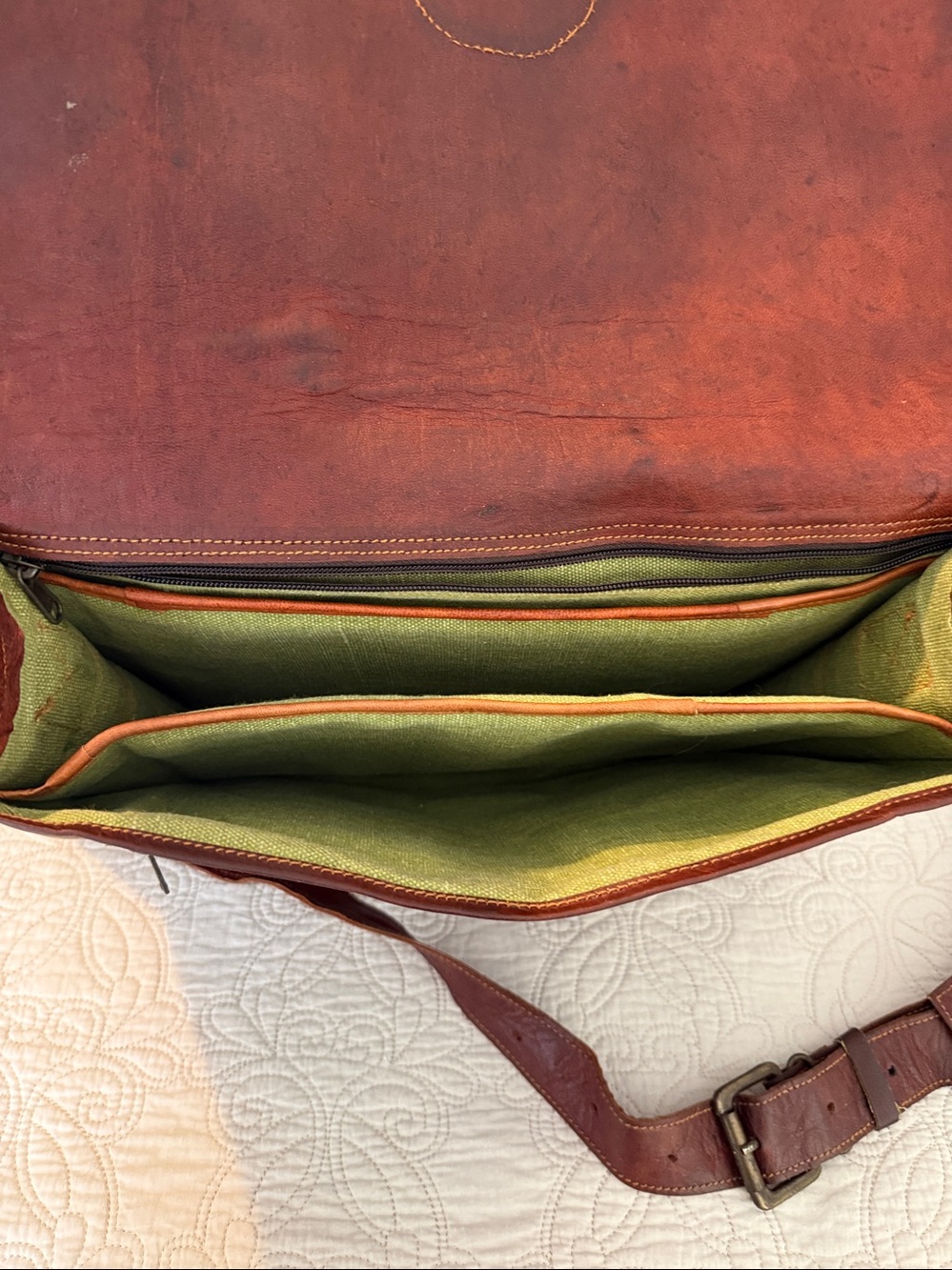 Vintage style Brown faux Leather Messenger Bag - Picture 5 of 11